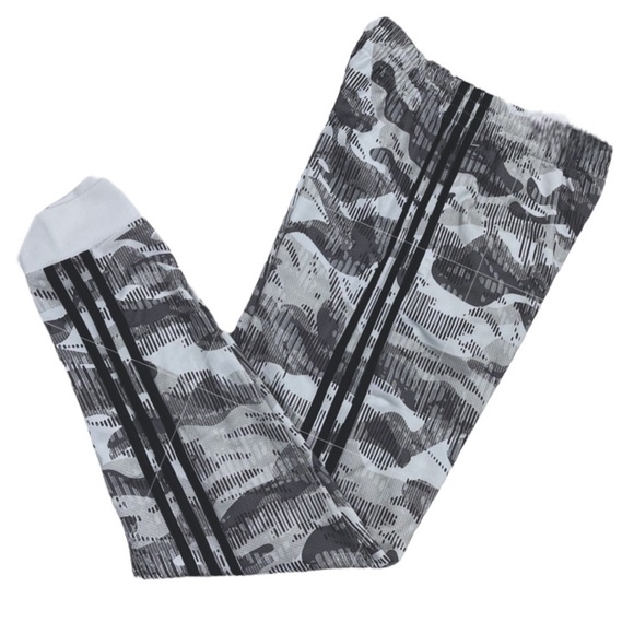 Adidas Joggers Parachute Joggers Youth Size Large 12/14 Grey Print 3 Stripe New - Picture 6 of 6